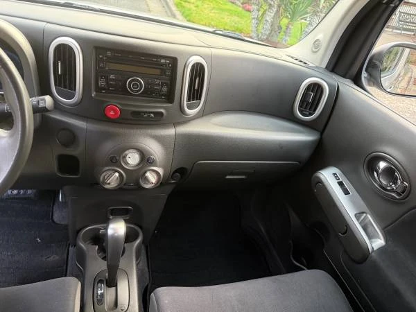 2010 Nissan Cube - Image 12 of 16
