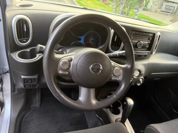2010 Nissan Cube - Image 16 of 16
