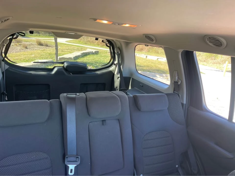 2010 Nissan Pathfinder 3rd Gen - Image 9 of 16