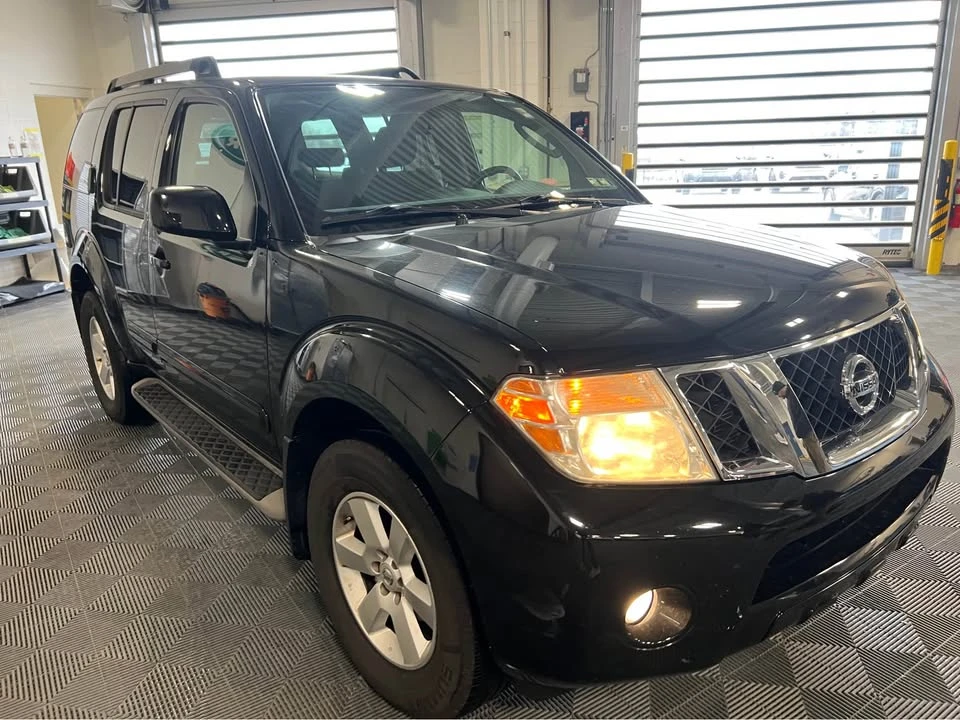2010 Nissan Pathfinder 3rd Gen - Image 6 of 10