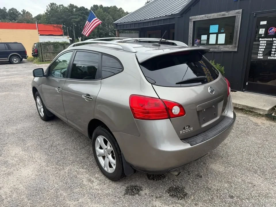 2010 Nissan Rogue - Image 7 of 20