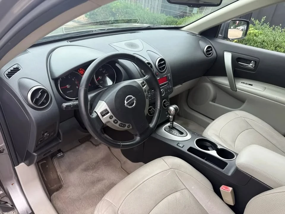 2010 Nissan Rogue - Image 17 of 20