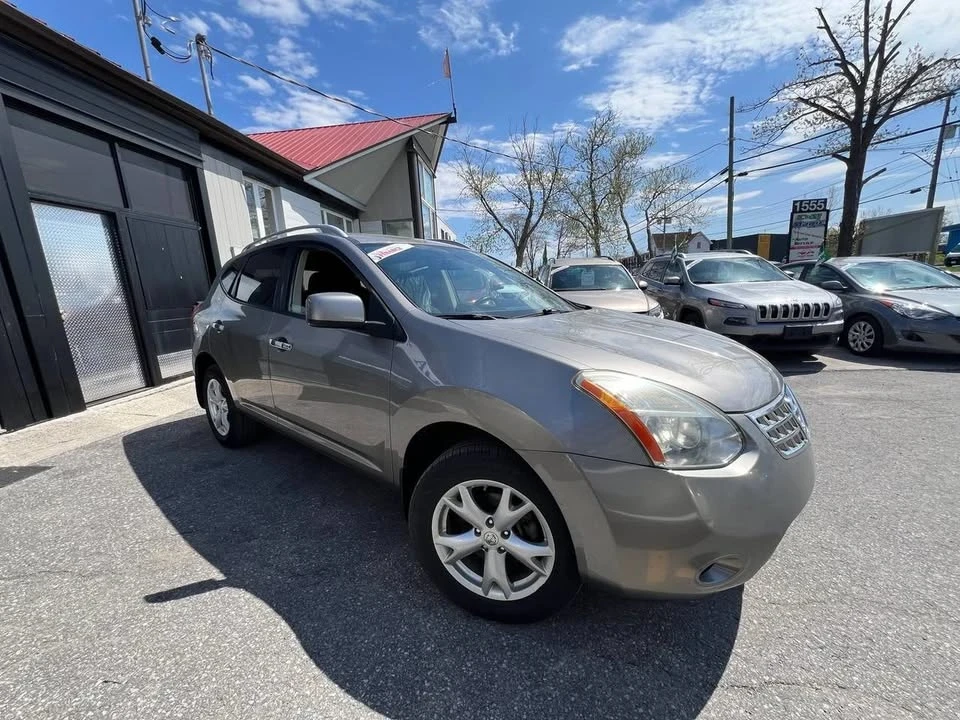 2010 Nissan Rogue - Image 3 of 13