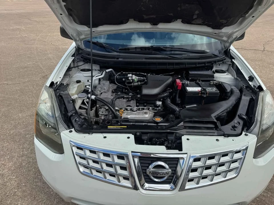 2010 Nissan Rogue - Image 9 of 10