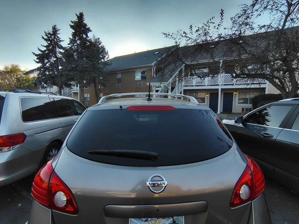 2010 Nissan Rogue - Image 2 of 8