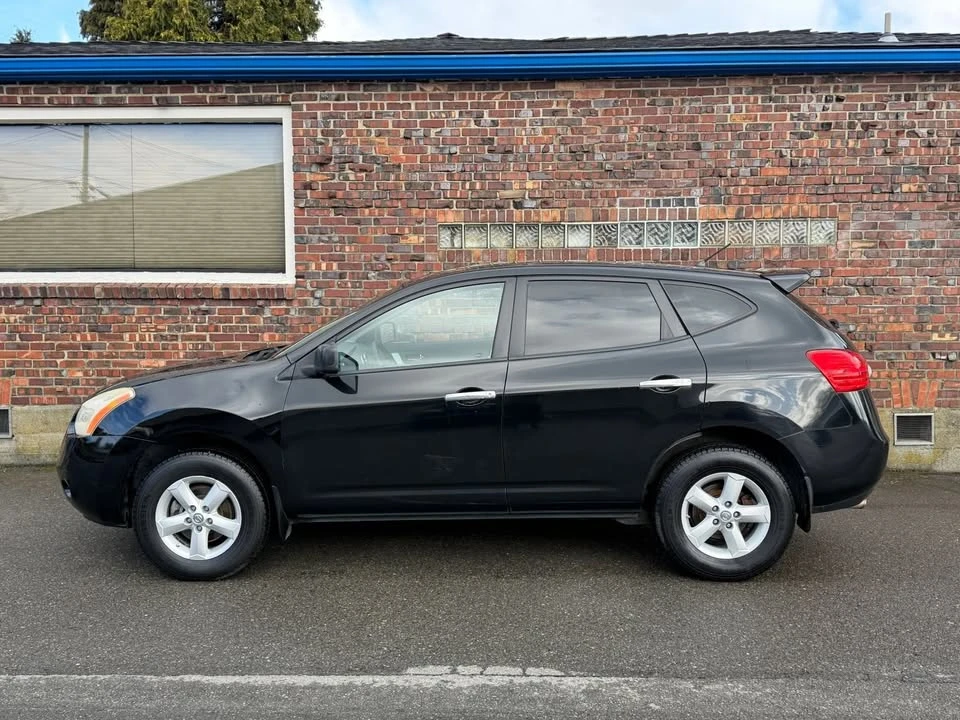 2010 Nissan Rogue - Image 2 of 15
