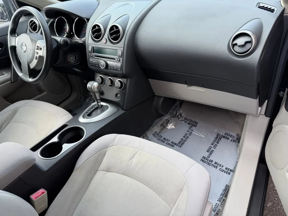 2010 Nissan Rogue - Image 13 of 15