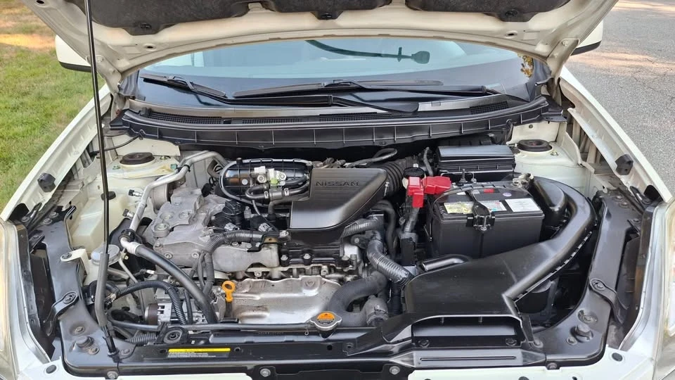 2010 Nissan Rogue - Image 7 of 9