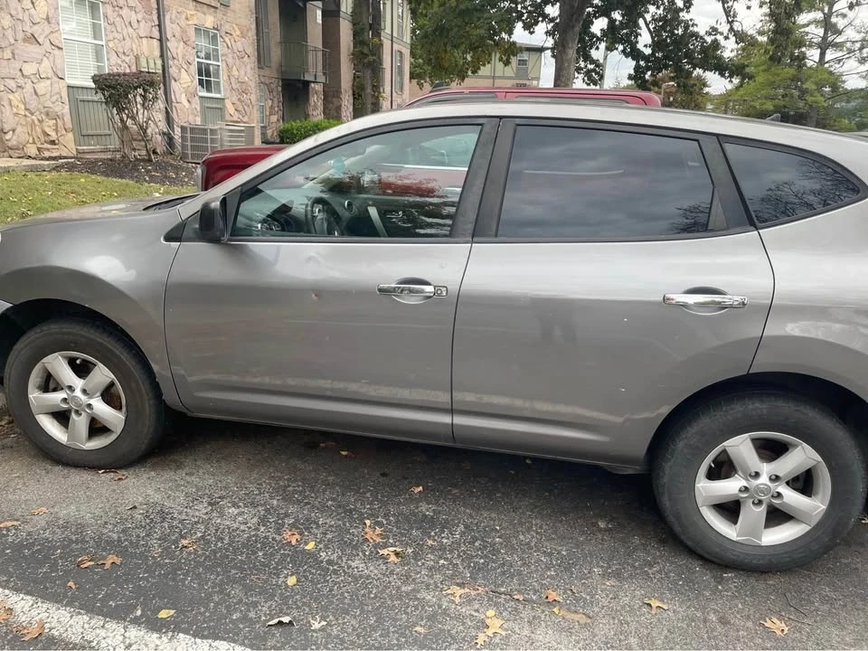 2010 Nissan Rogue - Image 3 of 6