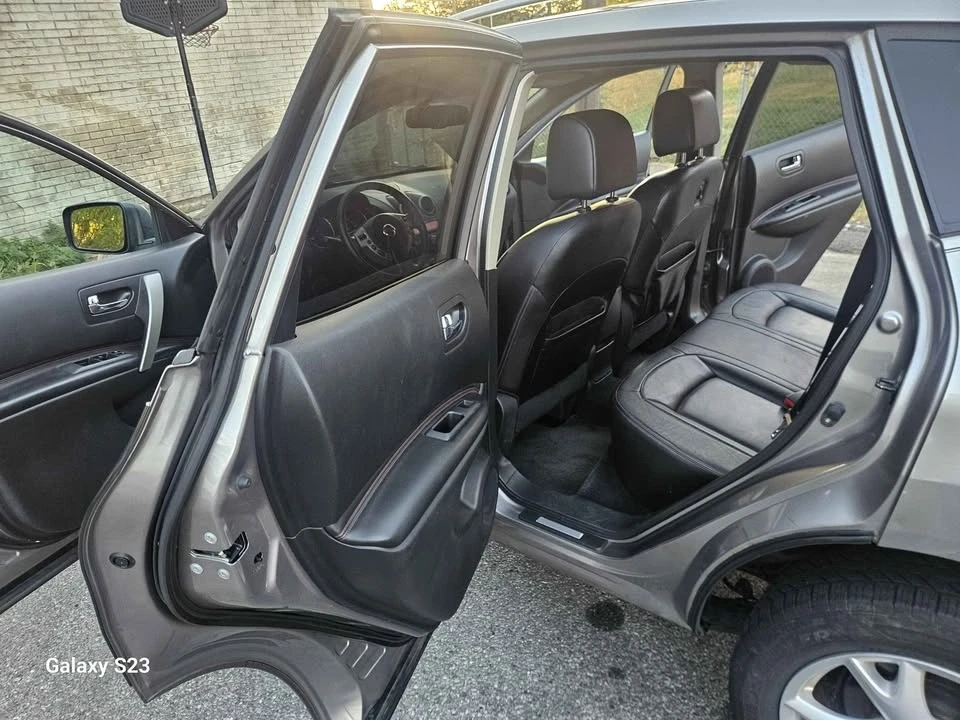 2010 Nissan Rogue - Image 16 of 19