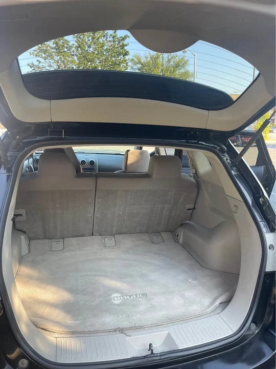 2010 Nissan Rogue - Image 13 of 16