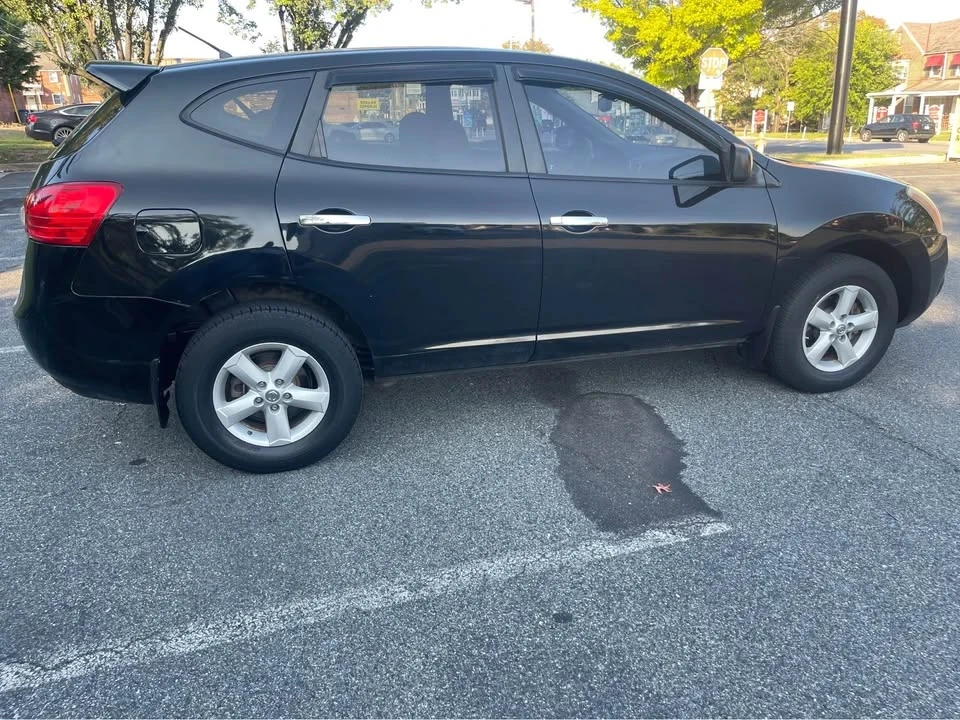 2010 Nissan Rogue - Image 3 of 13