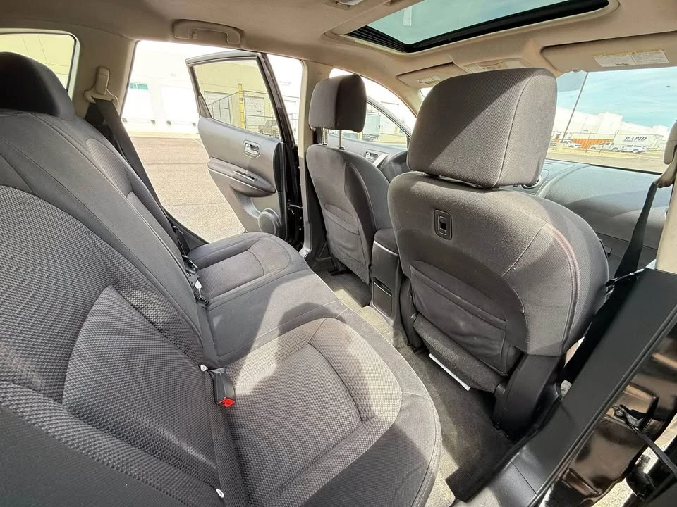2010 Nissan Rogue - Image 11 of 12