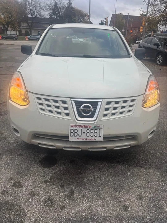 2010 Nissan Rogue - Image 2 of 15
