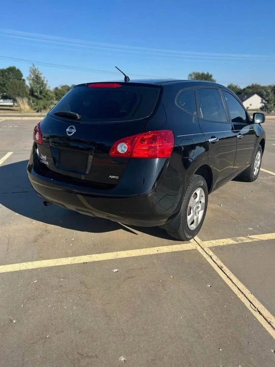 2010 Nissan Rogue - Image 10 of 10