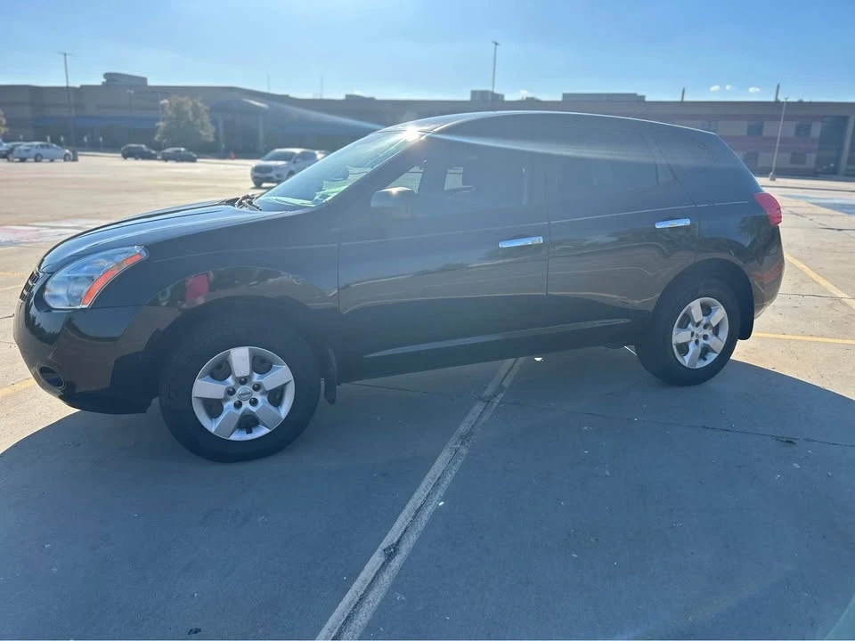 2010 Nissan Rogue - Image 3 of 10