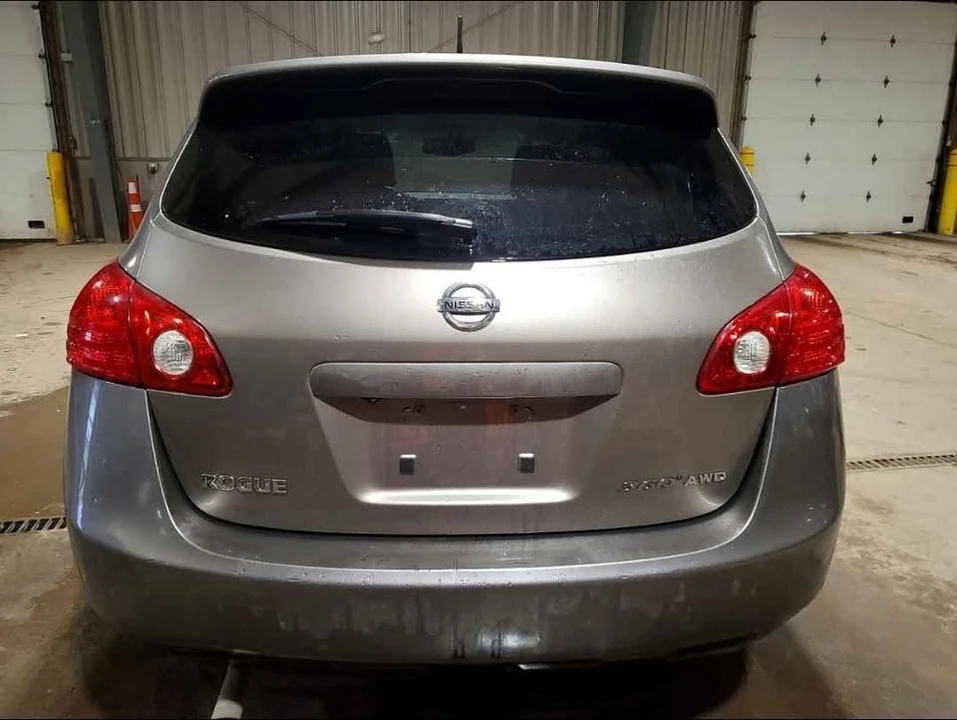 2010 Nissan Rogue - Image 5 of 12