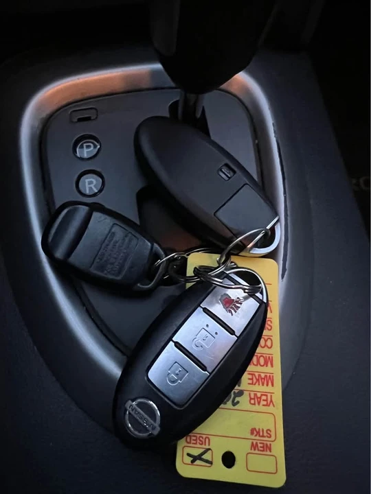 2010 Nissan Rogue - Image 12 of 12