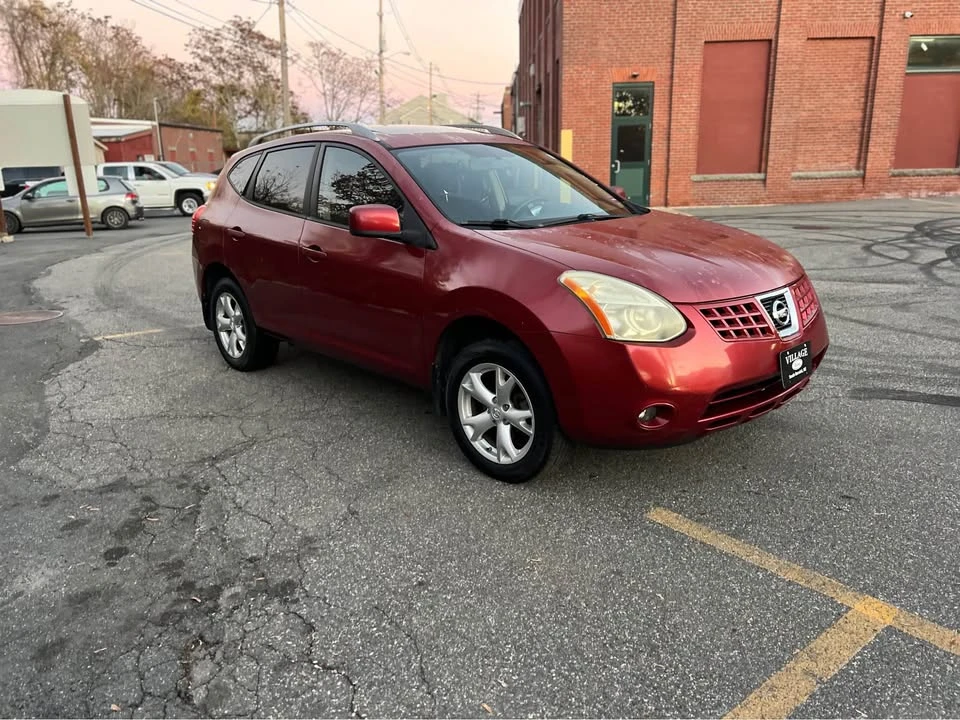 2010 Nissan Rogue - Image 2 of 12