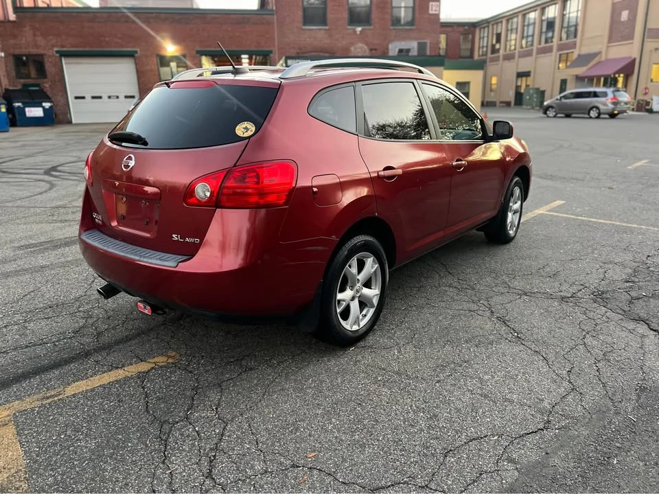 2010 Nissan Rogue - Image 3 of 12