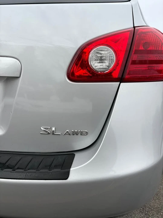 2010 Nissan Rogue - Image 6 of 18