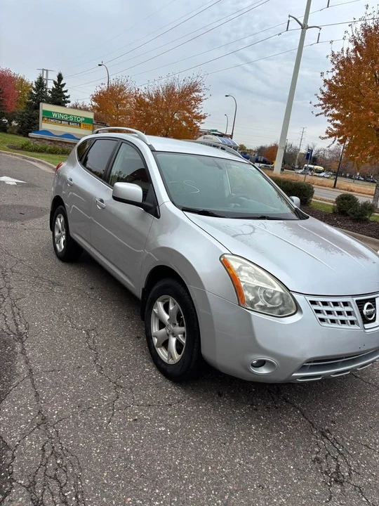 2010 Nissan Rogue - Image 3 of 18