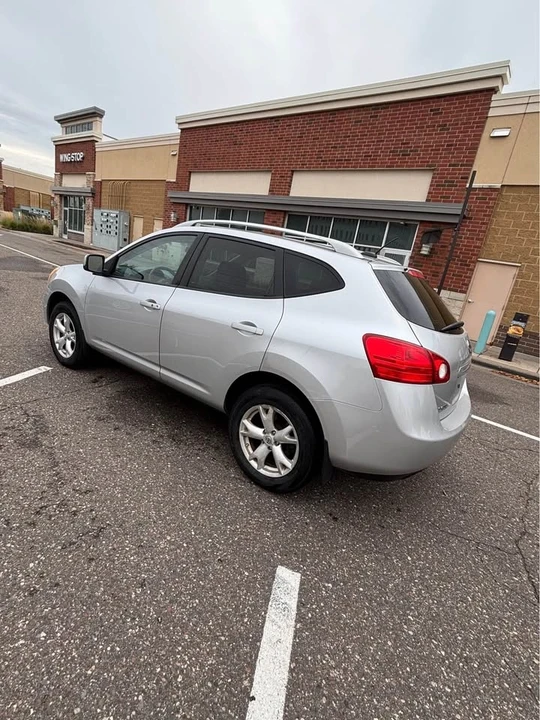 2010 Nissan Rogue - Image 5 of 18