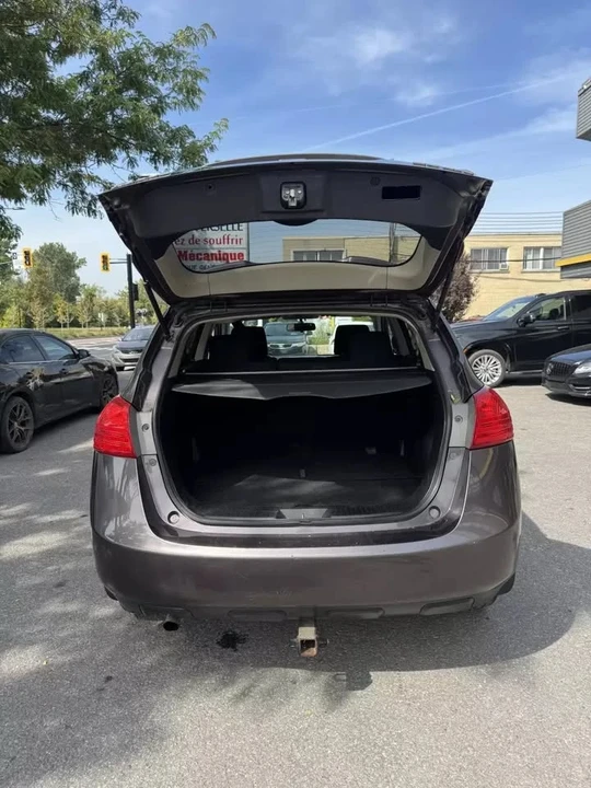 2010 Nissan Rogue - Image 6 of 14
