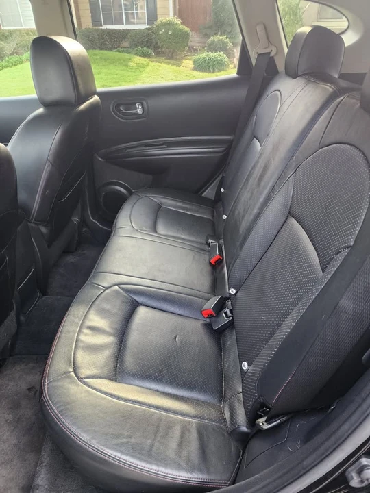 2010 Nissan Rogue - Image 8 of 10
