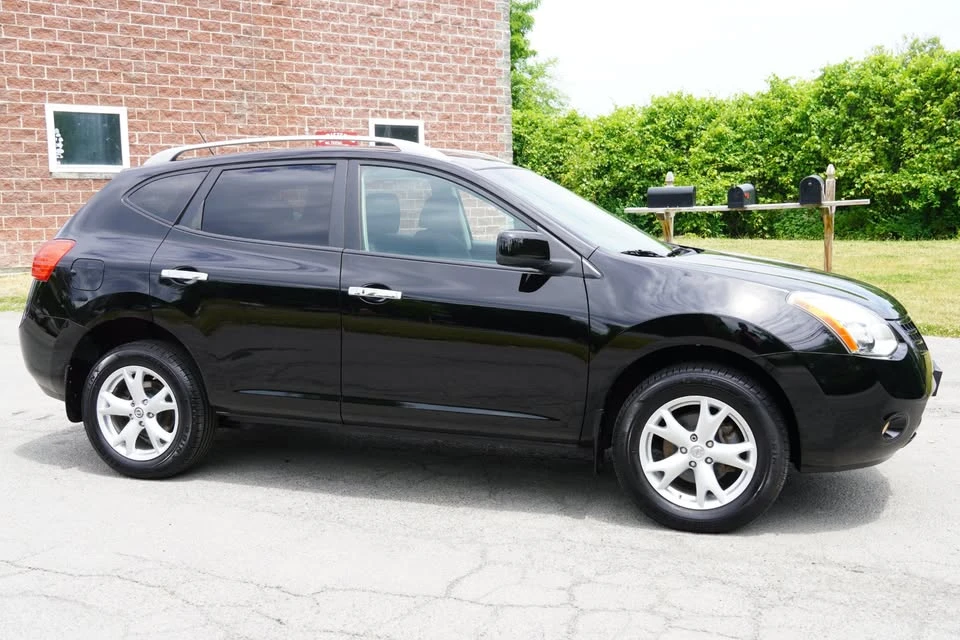 2010 Nissan Rogue - Image 2 of 20