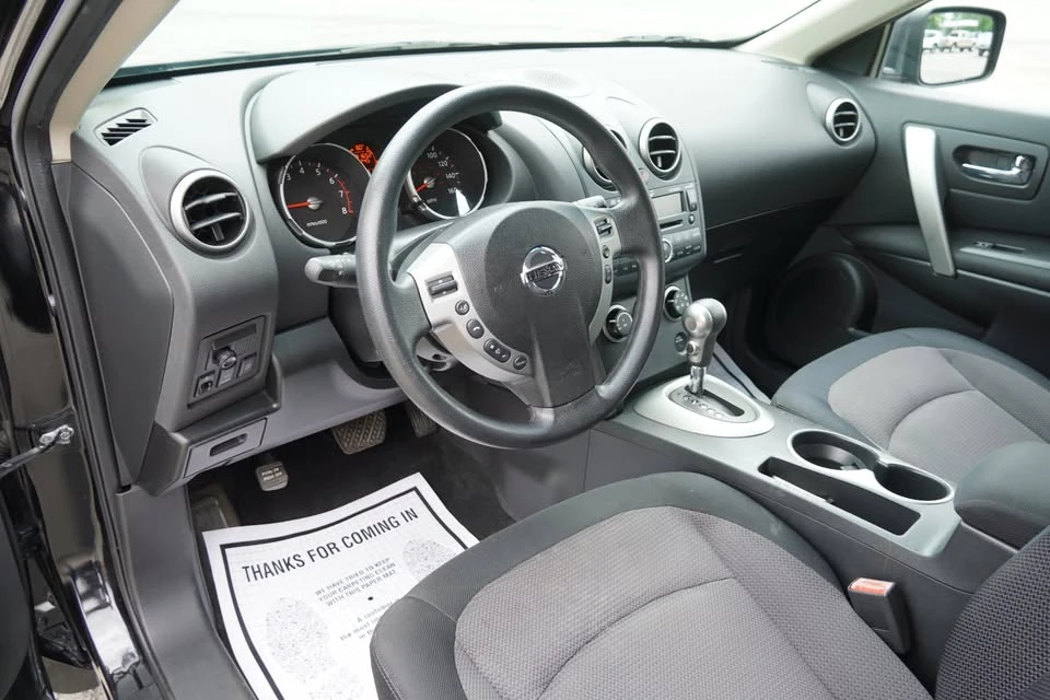 2010 Nissan Rogue - Image 12 of 20