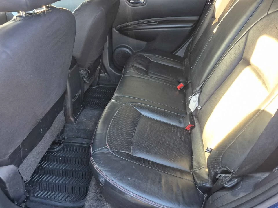 2010 Nissan Rogue - Image 7 of 9