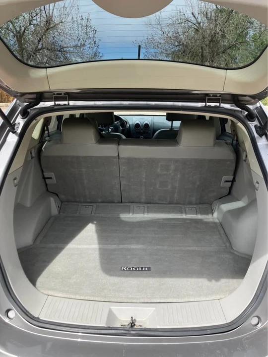 2010 Nissan Rogue - Image 8 of 8