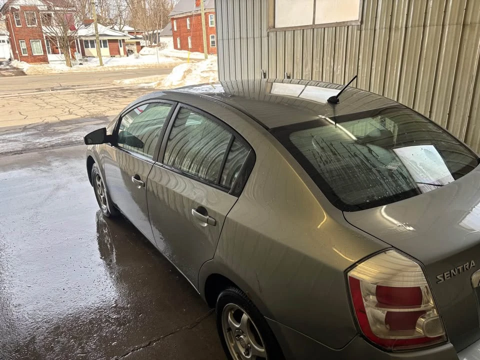2010 Nissan Sentra 6th Gen - Image 3 of 4