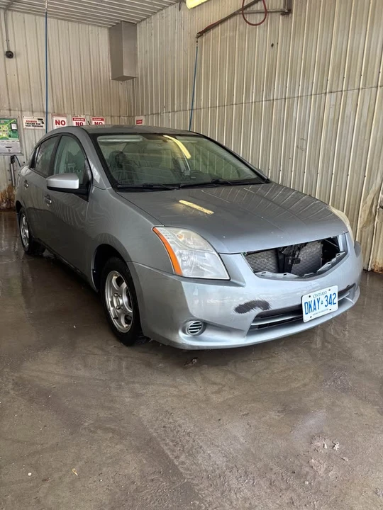 2010 Nissan Sentra 6th Gen - Image 2 of 4