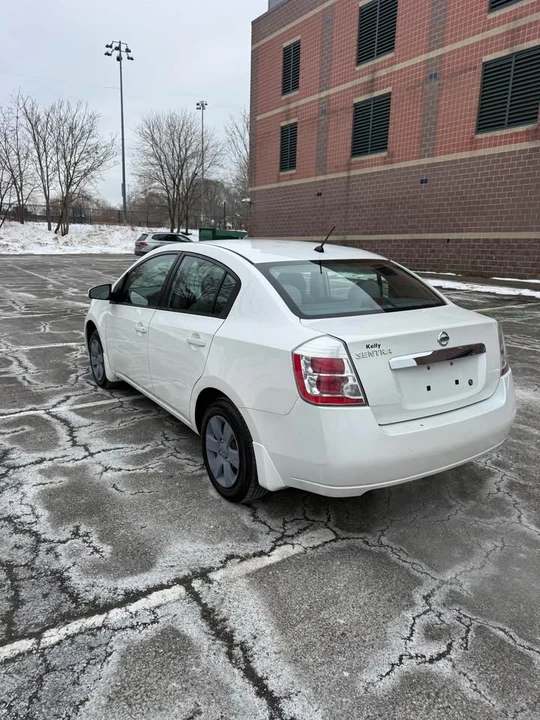 2010 Nissan Sentra 6th Gen - Image 3 of 11