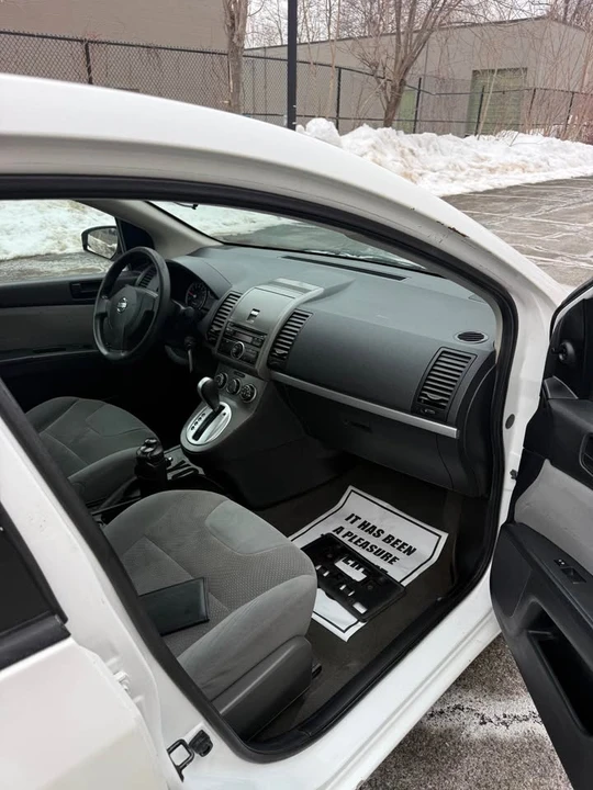 2010 Nissan Sentra 6th Gen - Image 7 of 11