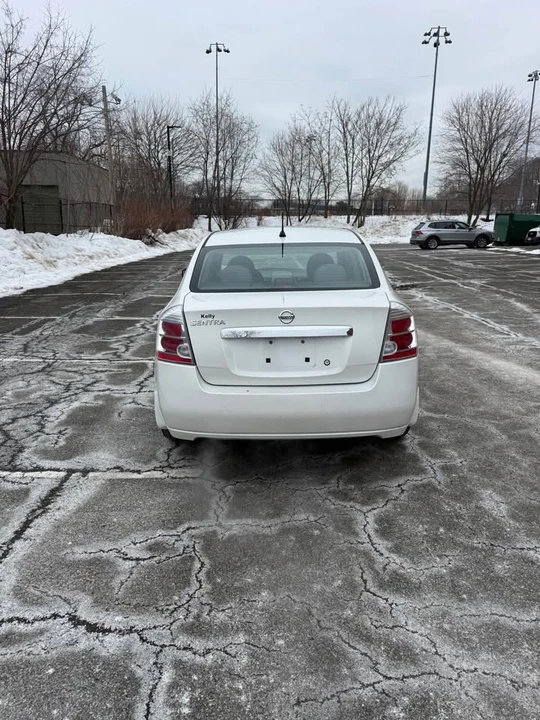 2010 Nissan Sentra 6th Gen - Image 4 of 11