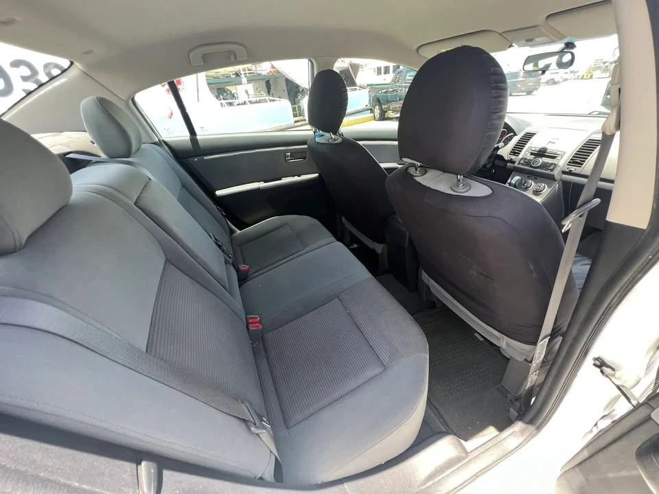 2010 Nissan Sentra 6th Gen - Image 11 of 16