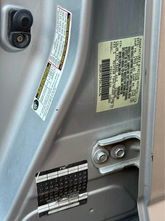 2010 Nissan Versa - Image 7 of 10