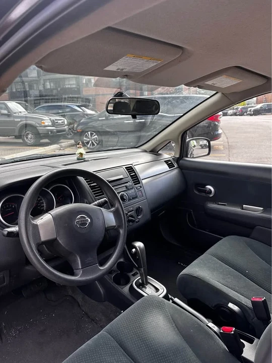 2010 Nissan Versa - Image 13 of 13