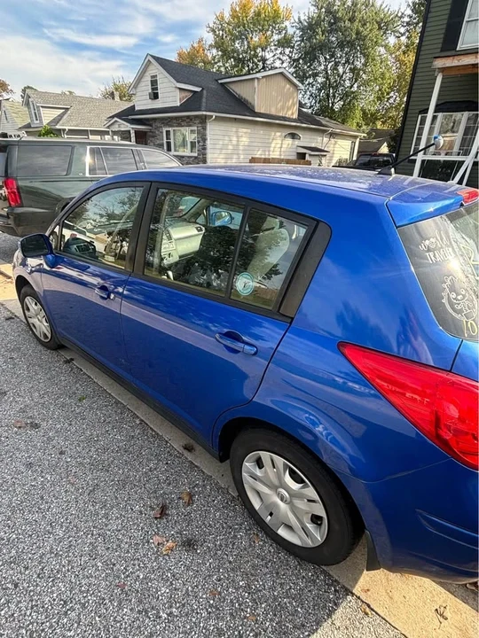 2010 Nissan Versa - Image 3 of 6