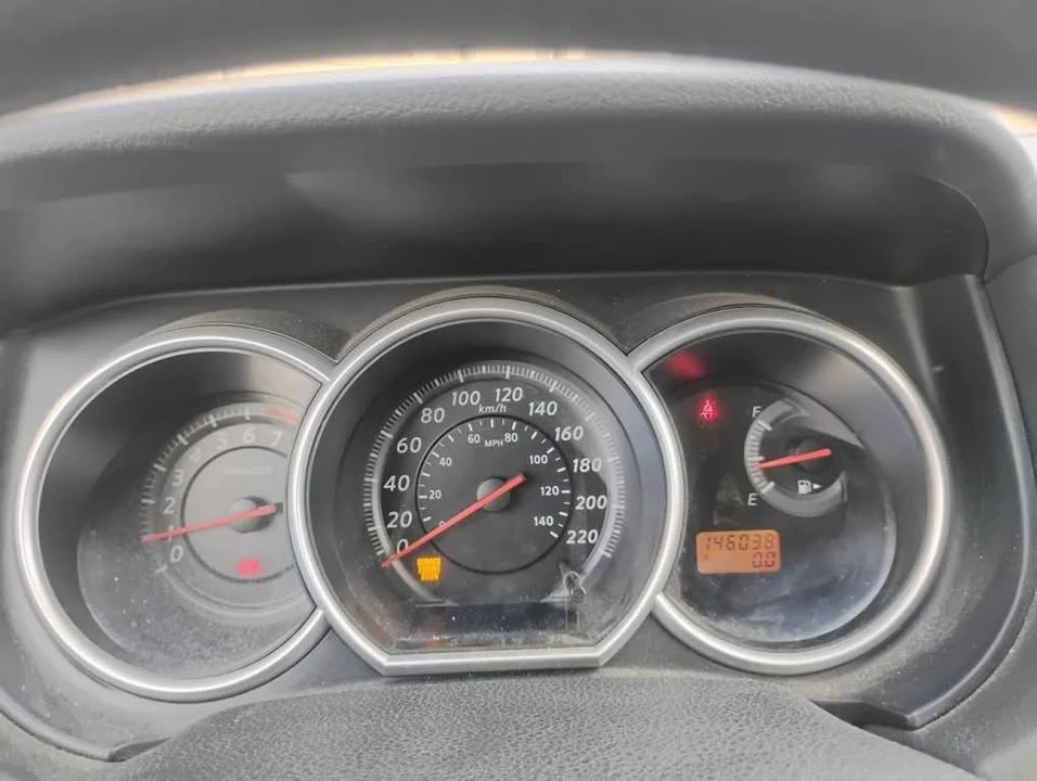 2010 Nissan Versa - Image 11 of 11