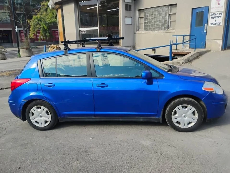 2010 Nissan Versa - Image 5 of 11