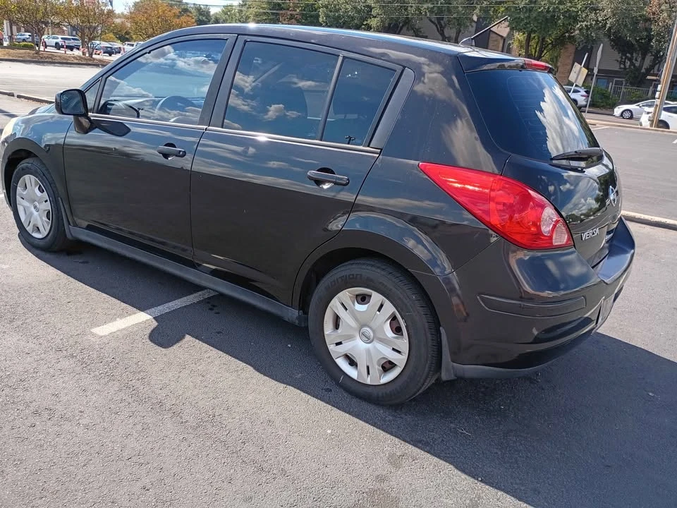 2010 Nissan Versa - Image 4 of 6