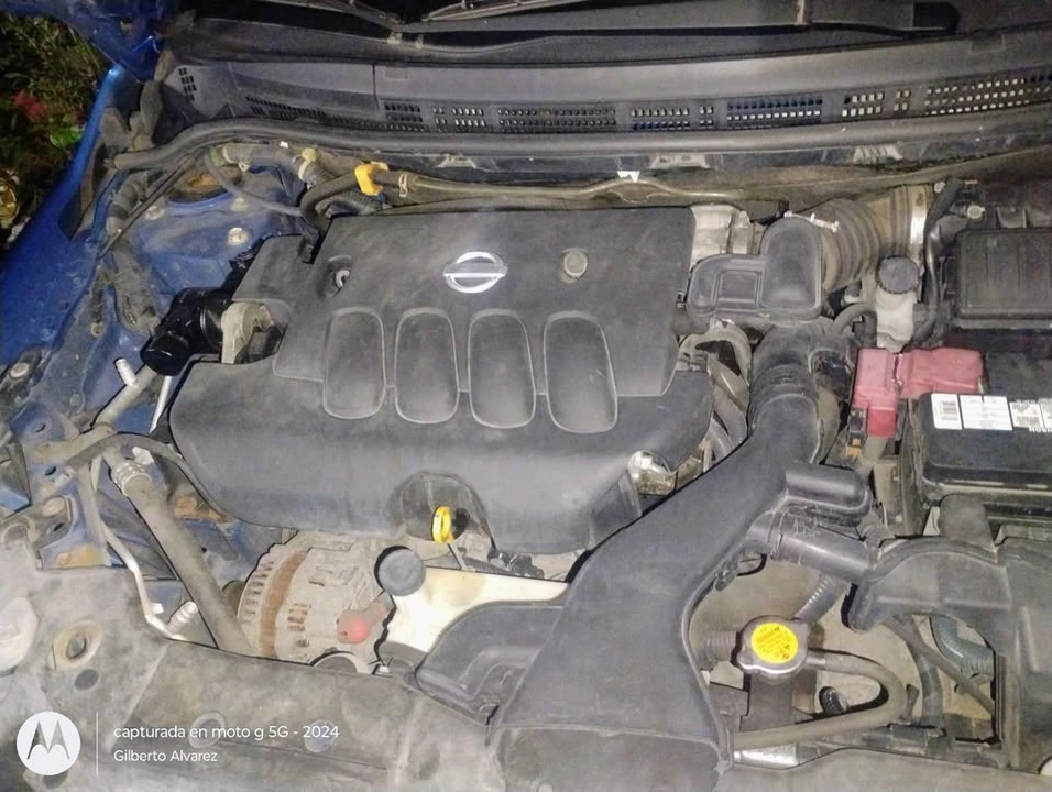 2010 Nissan Versa - Image 6 of 8