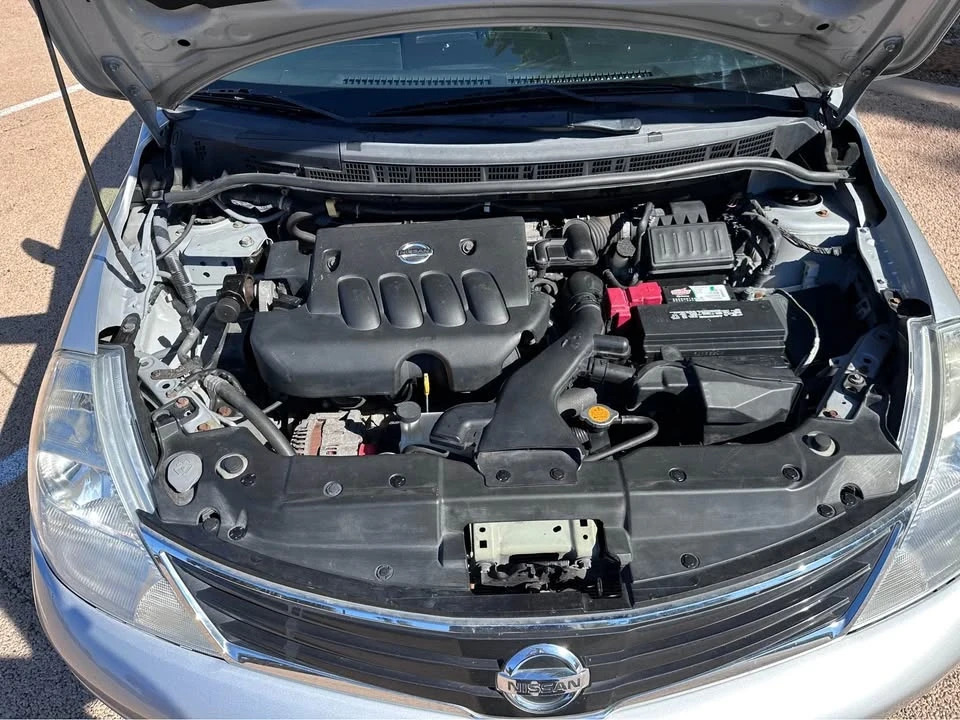 2010 Nissan Versa - Image 14 of 15