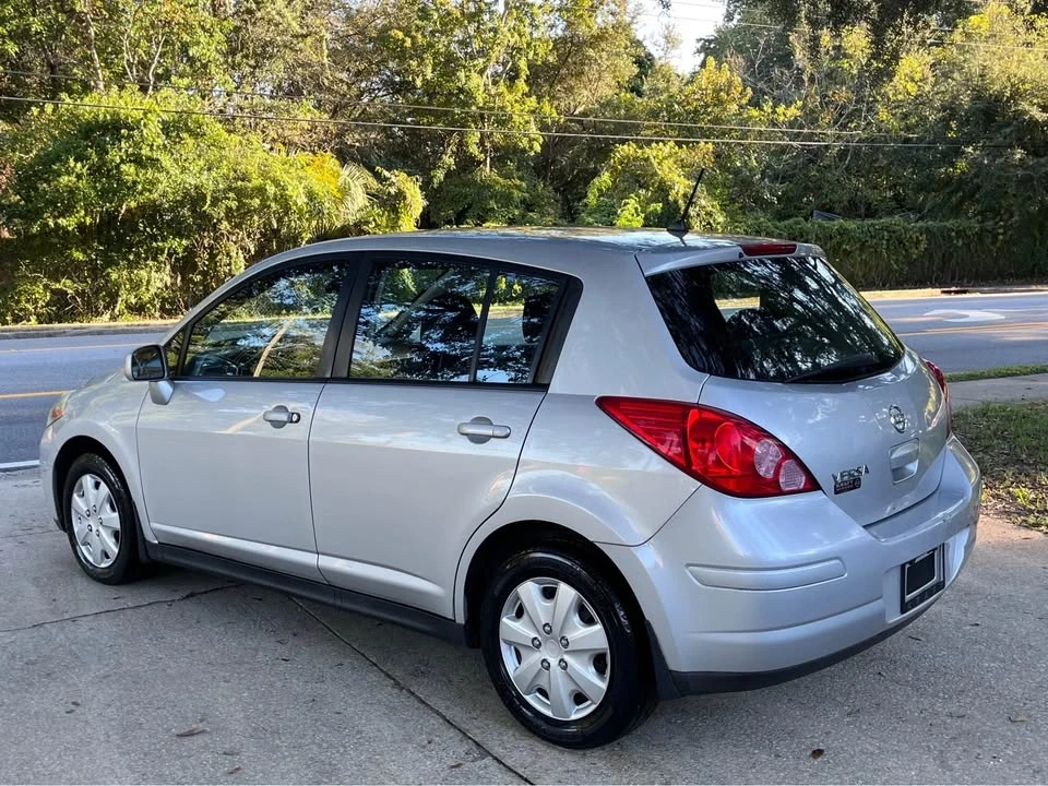2010 Nissan Versa - Image 3 of 14