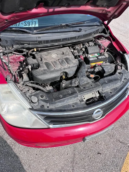 2010 Nissan Versa - Image 5 of 6
