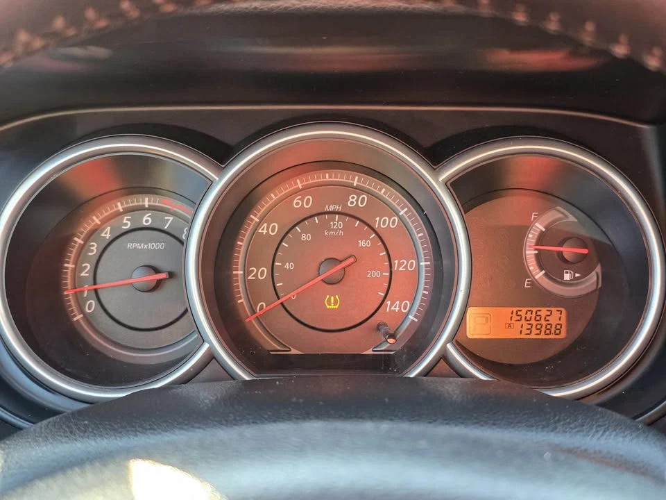 2010 Nissan Versa - Image 12 of 12
